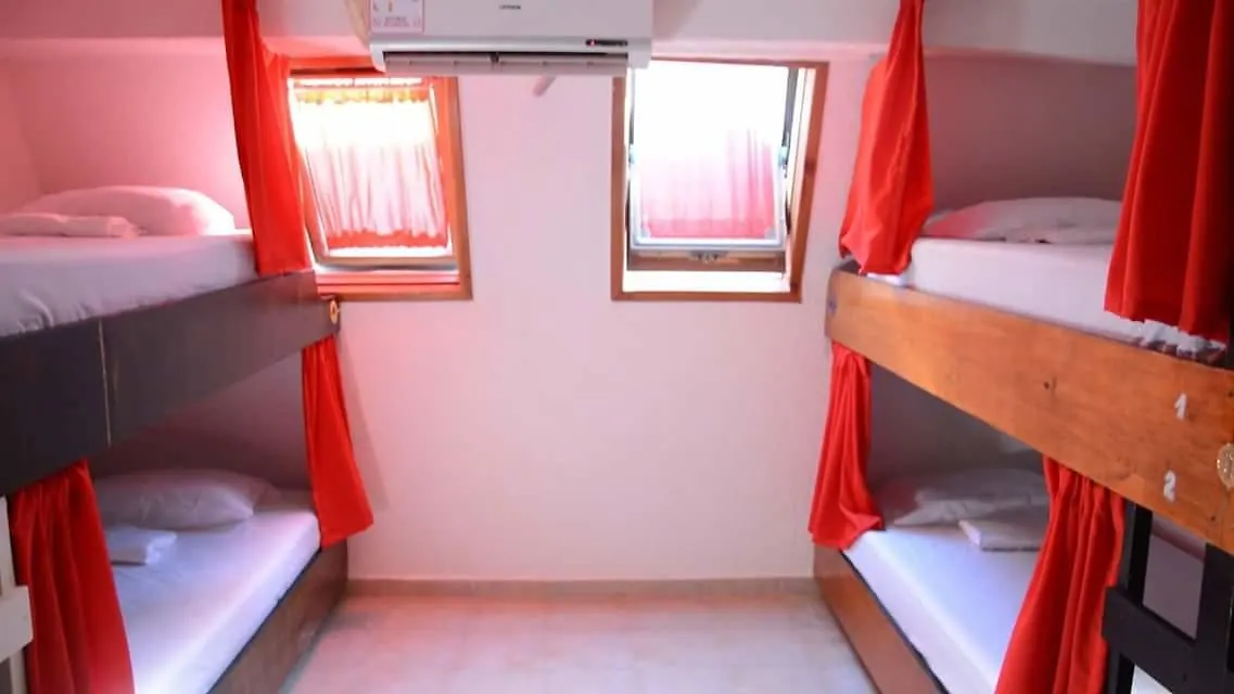 Izsla Hostel Playa Del Carmen