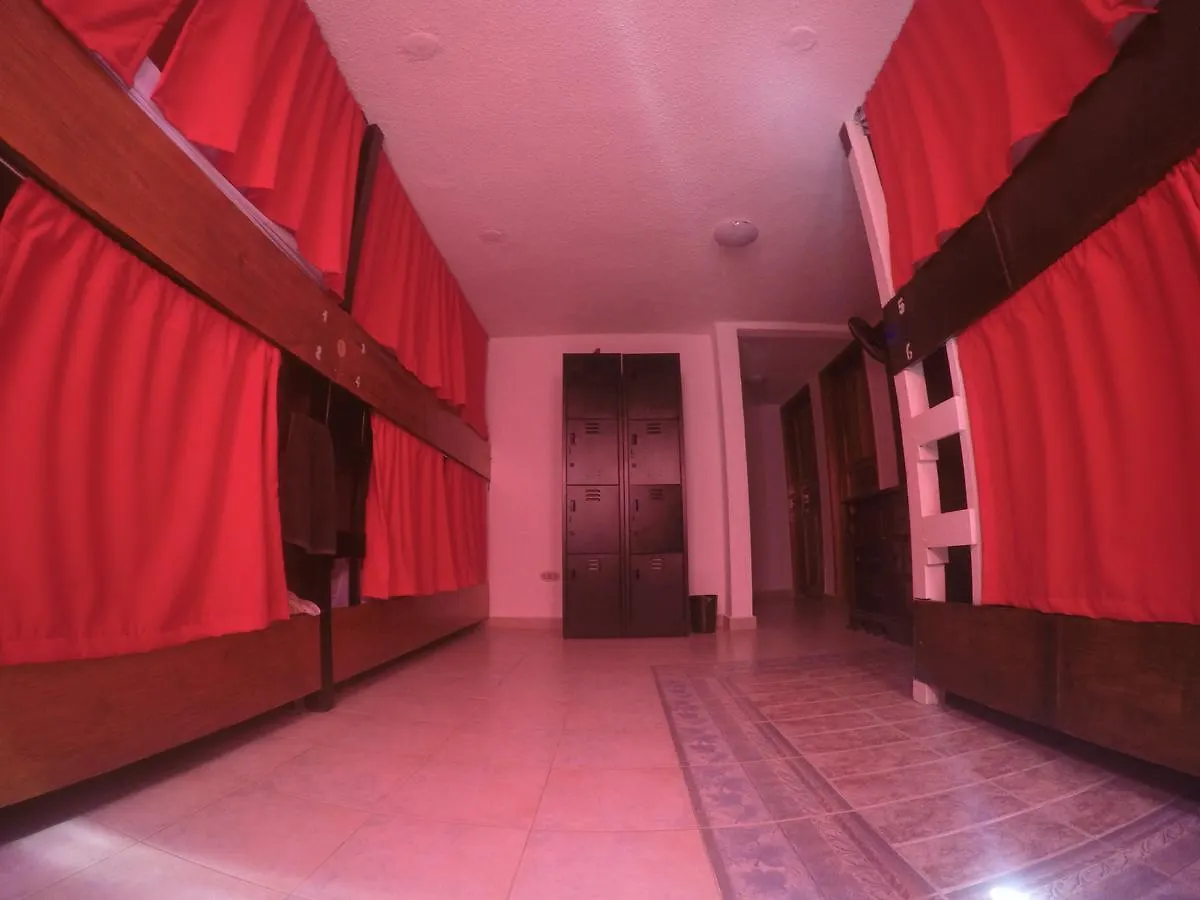 Izsla Hostel Playa Del Carmen Мексика